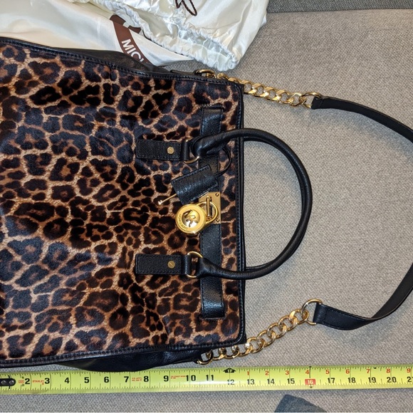 Stunning MK animal print bag! - Picture 7 of 8